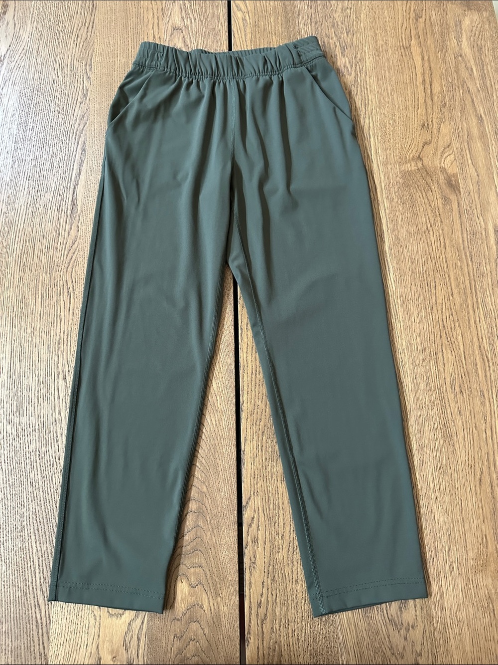 Aritzia The Group by Babaton Weekender Pant High-waisted pull-on pants SMALL